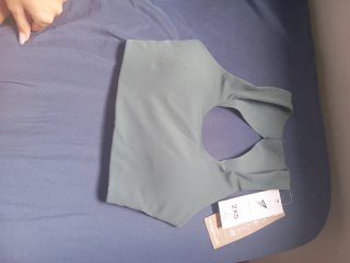 Top deportivo Primark verde XXS