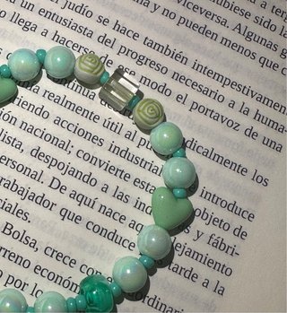 Pulsera Artesanal con Abalorios