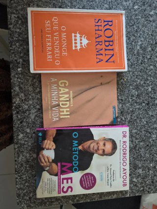 Lote 3 Livros: Robin Sharma, Gandhi, Rodrigo Ayoub