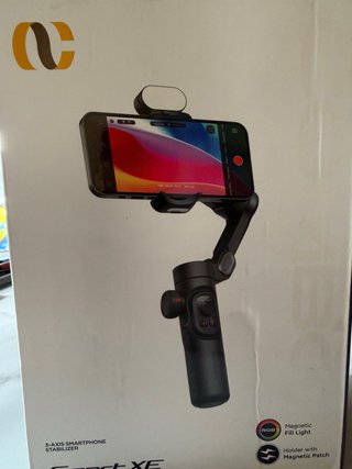 AOCHUAN Smart XE Gimbal 3 ejes + Luz RGB COMBO 1