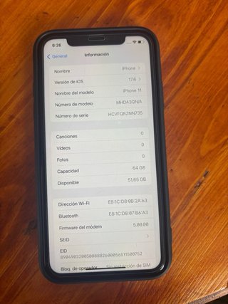 iPhone 11 Blanco La bateria 90% 64gb Todo origina