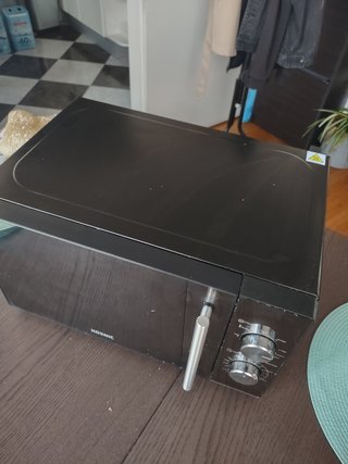 Microondas grill KOENIC KMW 2221B