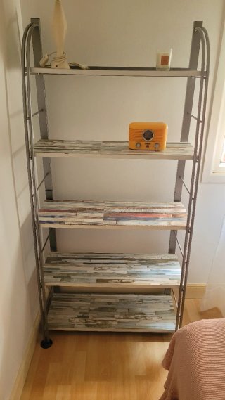 Estantería de Metal y Madera