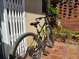 Bicicleta BH MTB Negra y Verde