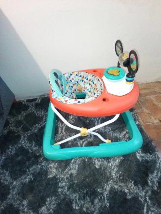 Andador Bebe Mickey Mouse Disney con Juegos