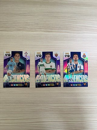 3 Cromos Adrenalyn XL 25-26 Guantes de Oro