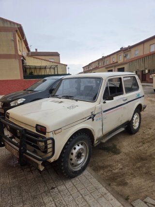 Lada Niva 1993 1.6