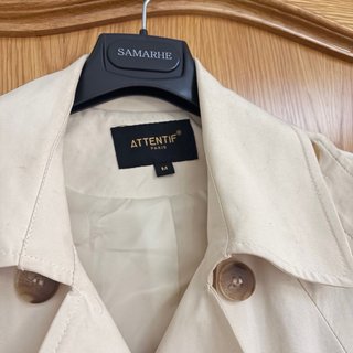 Gabardina Attentif Beige Talla M