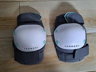MUÑEQUERAS, CODERAS Y RODILLERAS OXELO TALLA S