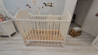 Cuna Blanca con Ruedas