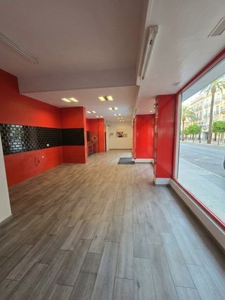 Gran oportunidad local comercial en Cádiz capital