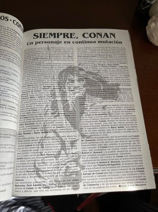 Tomos Retapados blanco y negro Conan