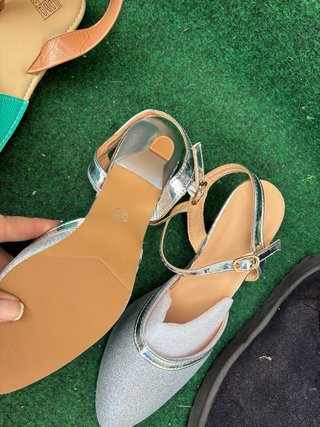 Lote de 10 pares de zapatos variados