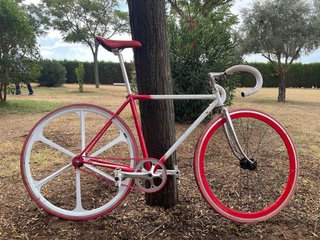 Bici Fixie Roja y Blanca