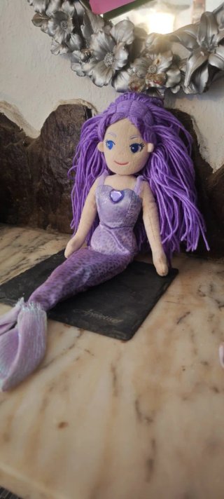 Muñeca Sirena Merissa Morada