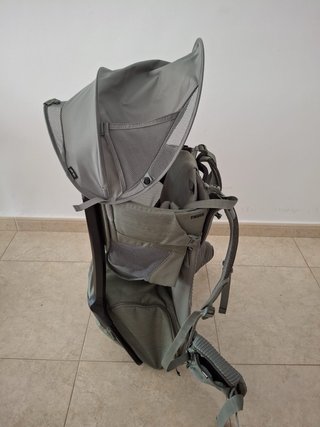 Mochila Thule Sapling Verde con protector lluvia
