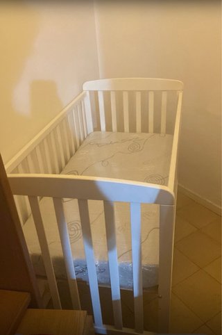 Cuna madera blanca + colchón sin usar precio neg.