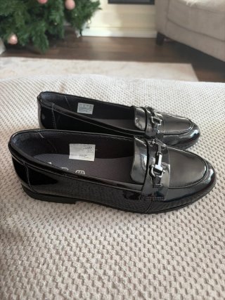 Zapatos Clarks charol talla 40