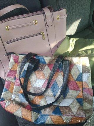 Lote 3 bolsos de mano (material sintético)