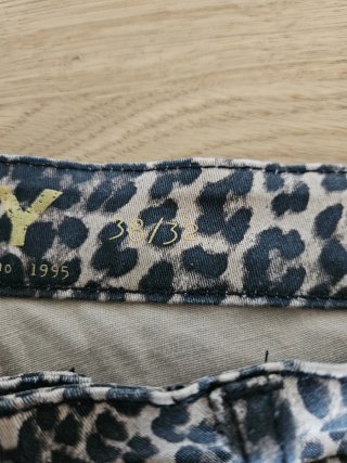 Pantalón ONLY Animal Print Leopardo Talla 38/32 –