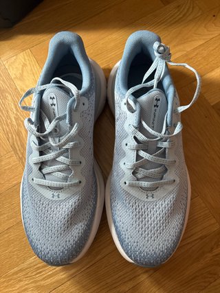 Zapatillas Under Armour Infinite a estrenar