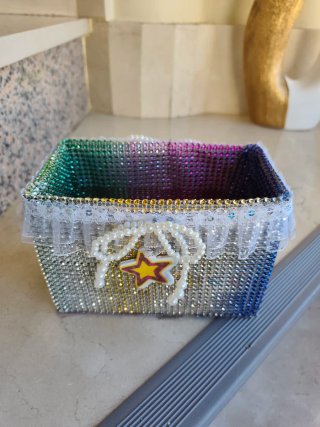 Caja decorativa multicolor