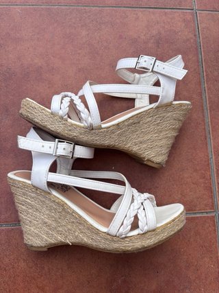Sandalias de Cuña Blancas In Side Talla 37