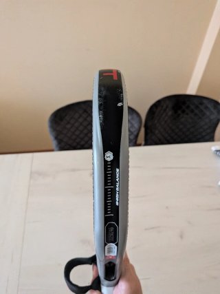 Pala de pádel Kombat Onyx Pro 2026