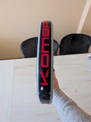 Pala de pádel Kombat Onyx Pro 2026