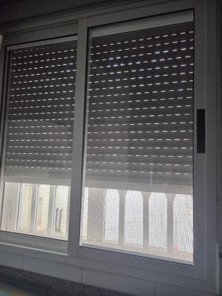 4 Ventanas correderas con persiana 2 balconeras