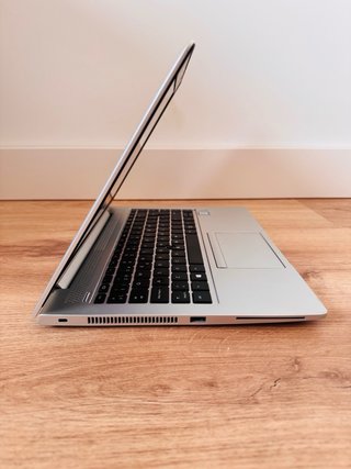HP Elitebook 840 i5/16RAM/256SSD/AMD Radeon/ 2GPU