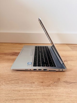 HP Elitebook 840 i5/16RAM/256SSD/AMD Radeon/ 2GPU