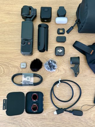 DJI Osmo Pocket 4 Creator Combo + Filters Freewell