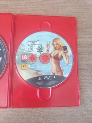 Call of Duty Black Ops 3 y GTA V (PS3)