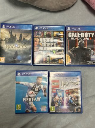 PlayStation 4 Slim + Mando + Juegos