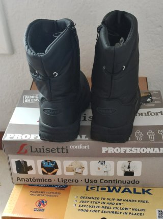 Botas de montaña y para nieve  infantiles