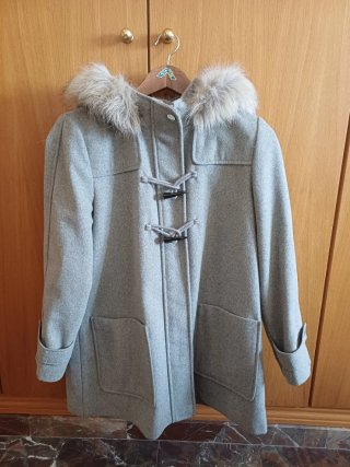 Trenca mujer gris con capucha. Talla M