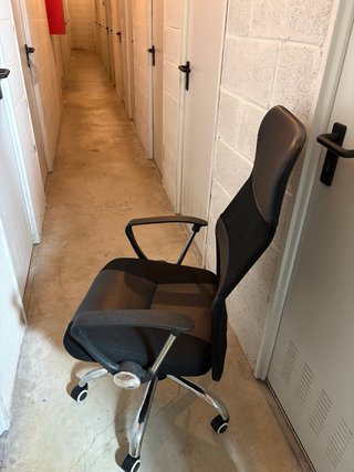 Silla de escritorio negra