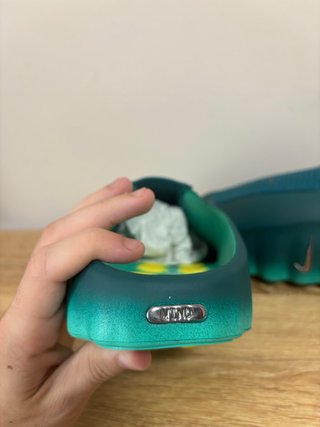 Nike Mind 001