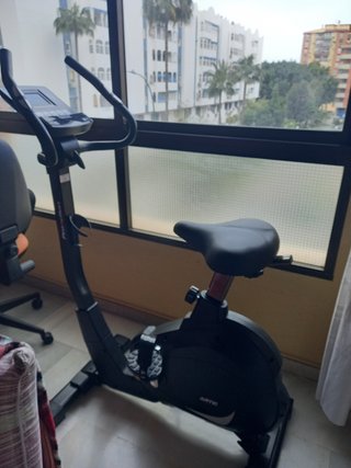 Bicicleta Estática BH Artic H673