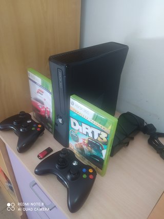 Xbox 360 + extras