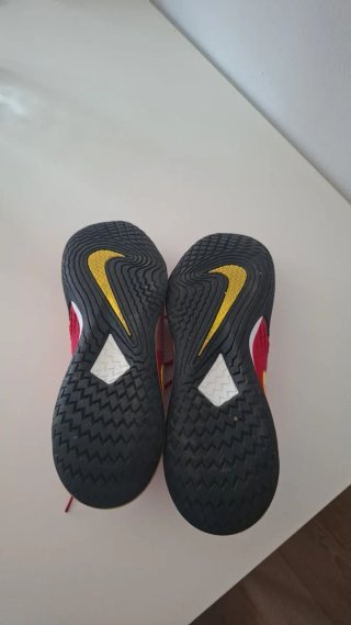Zapatillas Nike RAFA NADAL Rojas