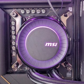 MSI MEG Vision X AI 285K/64GB DDR5/2TB 5.0/1200W