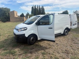 Furgoneta citroen jumpy 2019 en buen estado