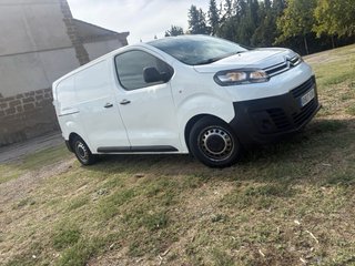 Furgoneta citroen jumpy 2019 en buen estado