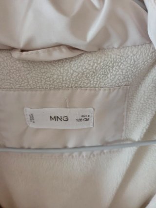 Abrigo niña Mango beige