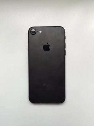 iPhone 7 - Batería 90%