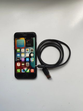 iPhone 7 - Batería 90%