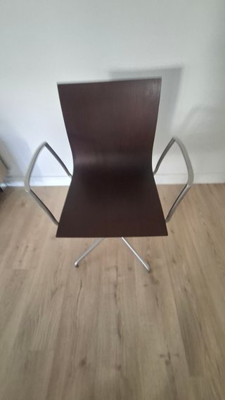 Mesa de Comedor y 4 Sillas