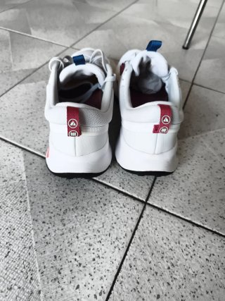 Zapatillas Nike Blancas y Azules